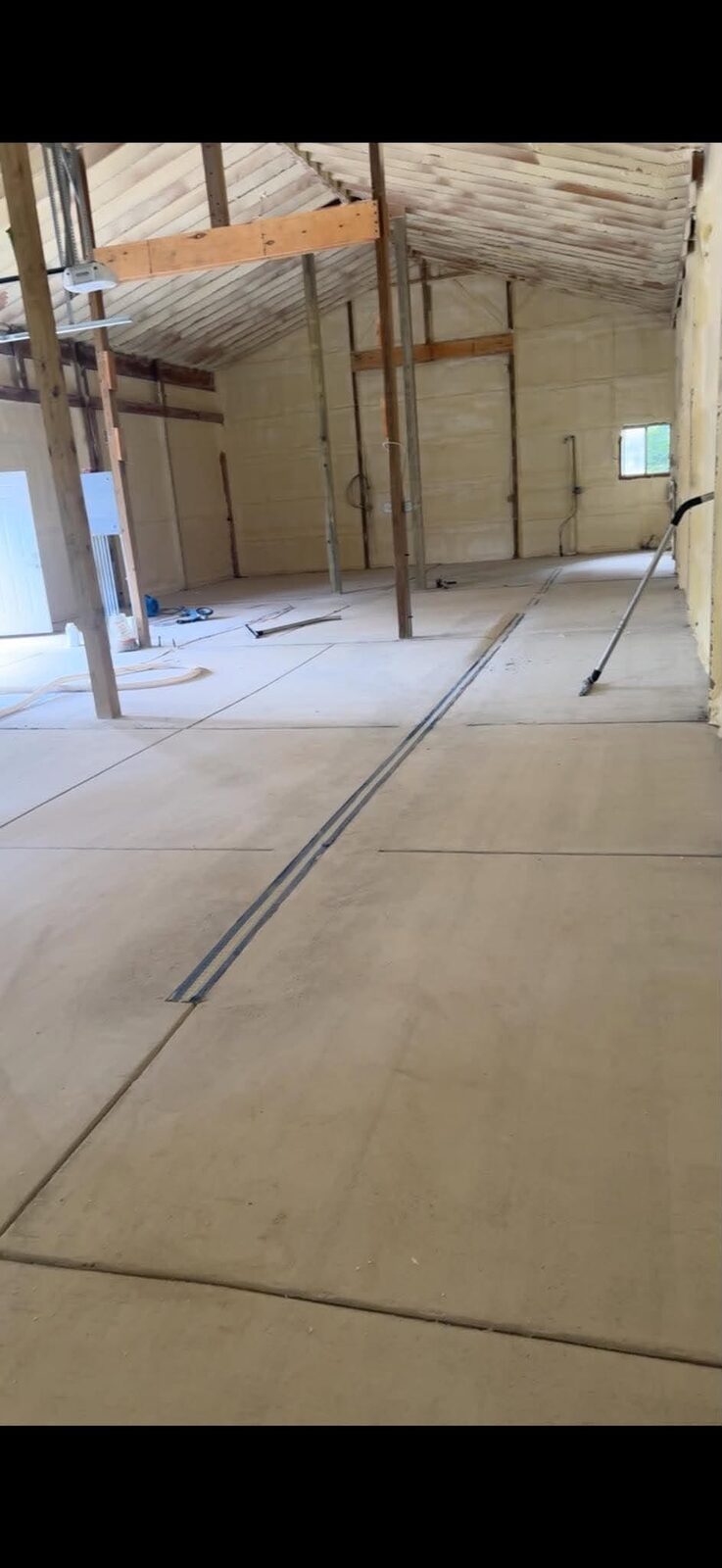 Insulated pole barn walls
